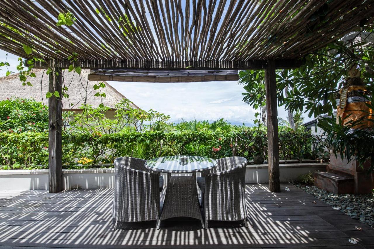 Bersantai Villas Lembongan Island ภายนอก รูปภาพ
