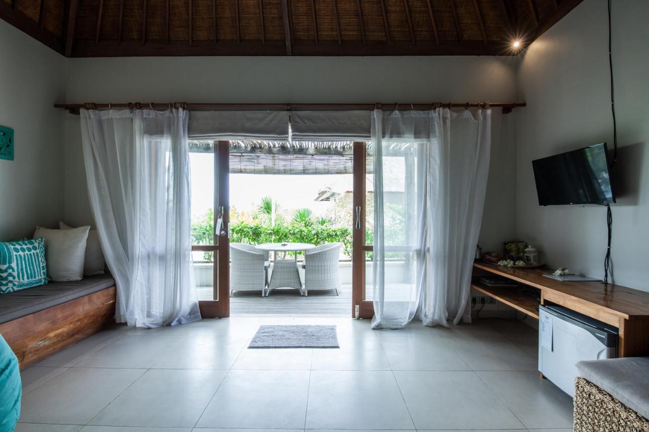 Bersantai Villas Lembongan Island ภายนอก รูปภาพ